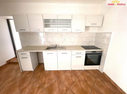 Pronájem bytu, 2+1, 68 m²