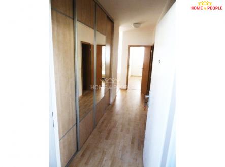 Pronájem bytu, 2+kk, 60 m²