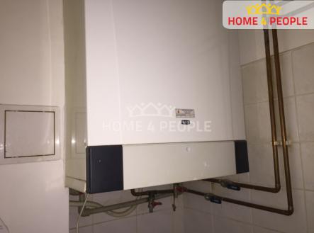 Prodej komerčního objektu, jiný, 930 m²