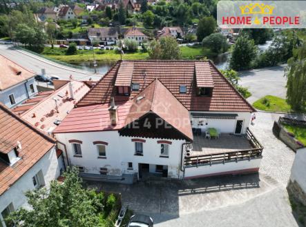 Prodej komerčního objektu, jiný, 930 m² obrázek