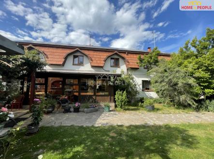 Prodej - penzion, 222 m²