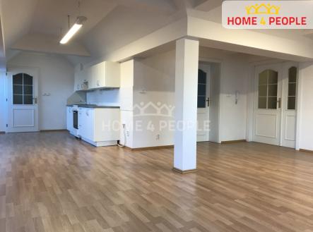 Pronájem bytu, 3+kk, 140 m²