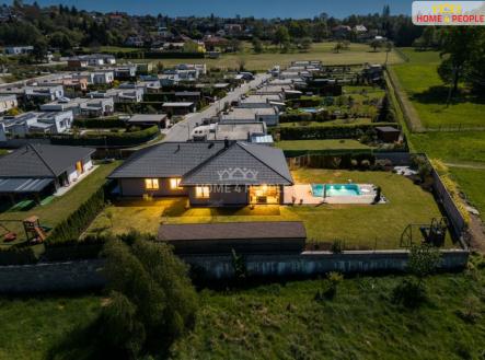 Prodej domu/vily, 230 m² obrázek