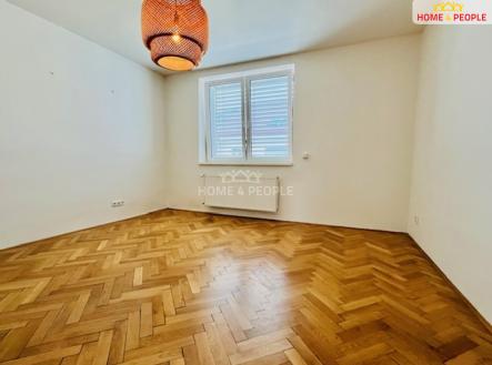 Pronájem bytu, 3+kk, 70 m²