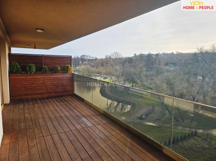 Pronájem bytu, 2+kk, 78 m²