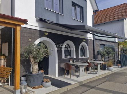 Pronájem restaurace, 75 m²