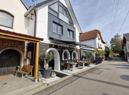 Pronájem restaurace, 75 m²