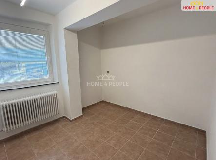 Pronájem komerčního objektu, administrativní budova, 13 m²