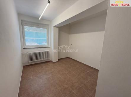 Pronájem komerčního objektu, administrativní budova, 13 m²