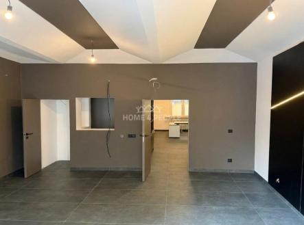 Pronájem kanceláře, 55 m²