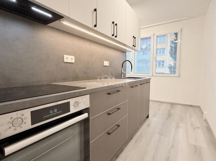 Pronájem bytu, 2+1, 60 m²