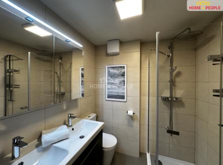 Pronájem bytu, 3+kk, 97 m²