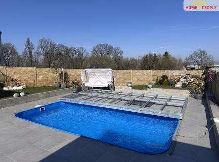 Prodej komerčního objektu, jiný, 166 m²