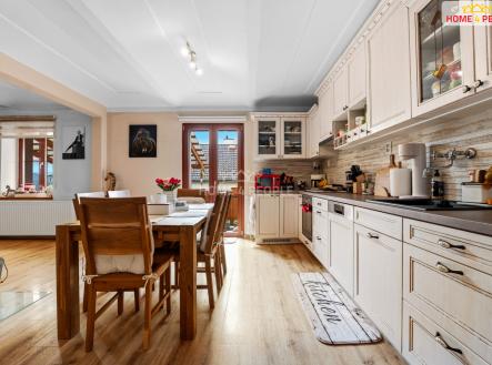 Prodej domu/vily, 258 m²