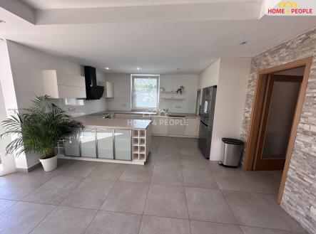 Pronájem domu/vily, 185 m²