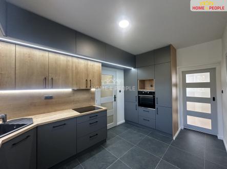 Pronájem bytu, 3+1, 75 m²