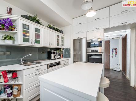 Prodej bytu, 3+1, 72 m² obrázek