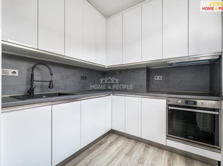 Pronájem bytu, 2+kk, 50 m²