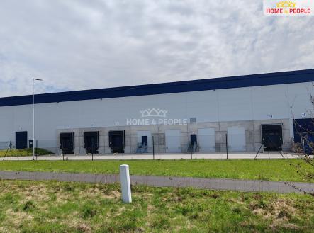 Pronájem skladu, 400 m²