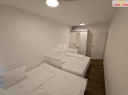 Pronájem bytu, 3+1, 80 m²