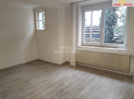 Pronájem skladu, 40 m² obrázek