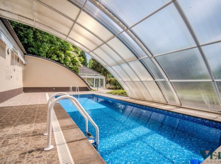 Prodej domu/vily, 320 m²
