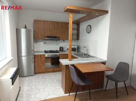 Pronájem bytu, 2+kk, 43 m² obrázek