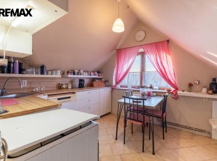Prodej bytu, 3+1, 85 m²