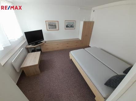 Pronájem bytu, 1+1, 32 m²