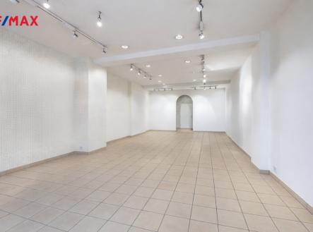 Prodej obchodní prostor, 82 m²