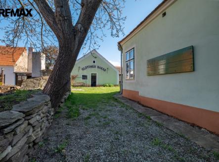 Prodej jiné, 1 100 m²