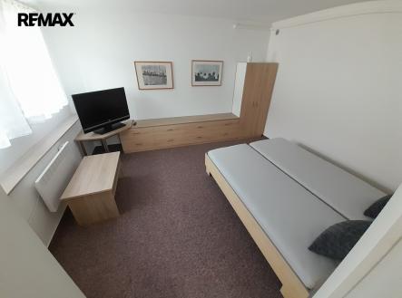 Pronájem bytu, 1+1, 32 m²