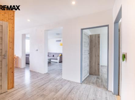 Pronájem bytu, 4+1, 92 m²