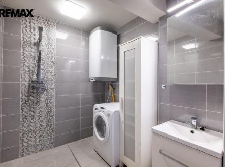 Pronájem bytu, 4+1, 92 m²