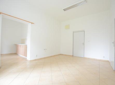 Pronájem kanceláře, 37 m²