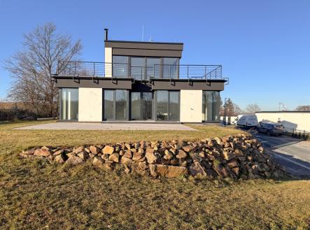 Pronájem domu/vily, 254 m²