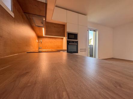 Pronájem bytu, 3+kk, 79 m²