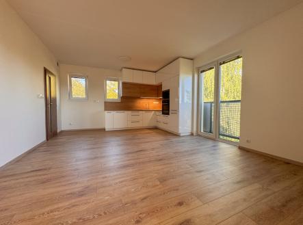 Pronájem bytu, 3+kk, 79 m²