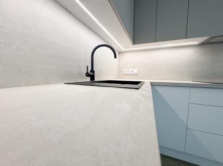 Pronájem bytu, 2+kk, 49 m²