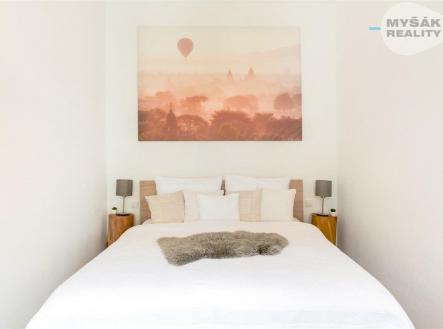 Pronájem bytu, 2+kk, 45 m²
