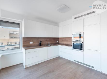 Pronájem bytu, 3+kk, 80 m²