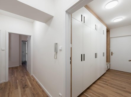 Pronájem bytu, 4+kk, 85 m²