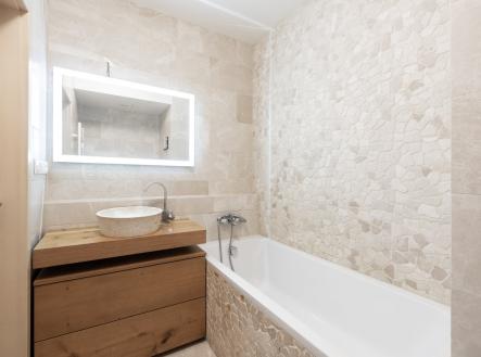 Pronájem bytu, 2+kk, 60 m²