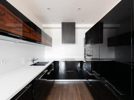 Pronájem bytu, 2+kk, 60 m²