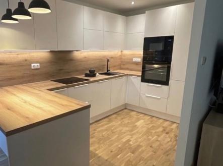 Prodej bytu, 3+kk, 75 m²