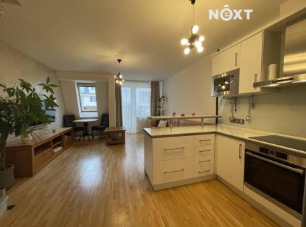 Pronájem bytu, 2+kk, 68 m²