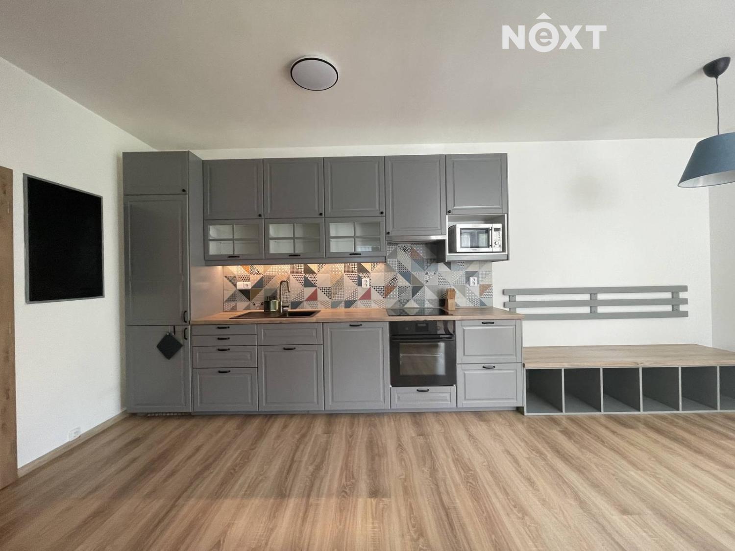 Pronájem byt 2+kk, 50㎡