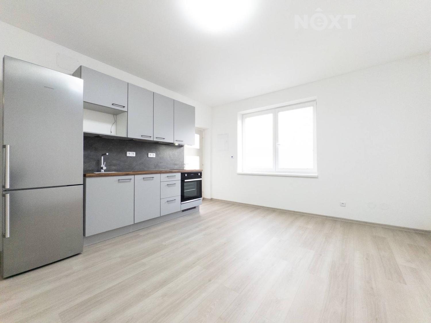 Pronájem byt 1+kk, 32㎡