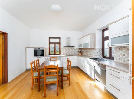 Prodej domu/vily, 380 m²