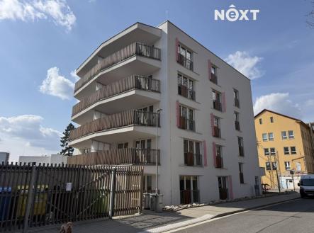 Pronájem bytu, 3+kk, 84 m²